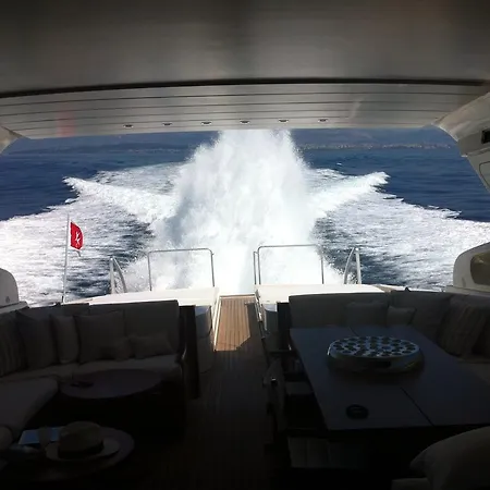 Doha M/y Botel Baja Sardinia