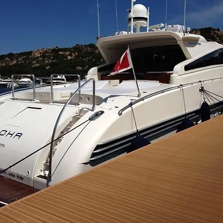 Doha M/y Botel